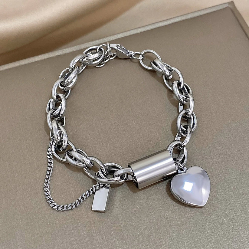 Pulsera Gruesa de Corazón | Oro