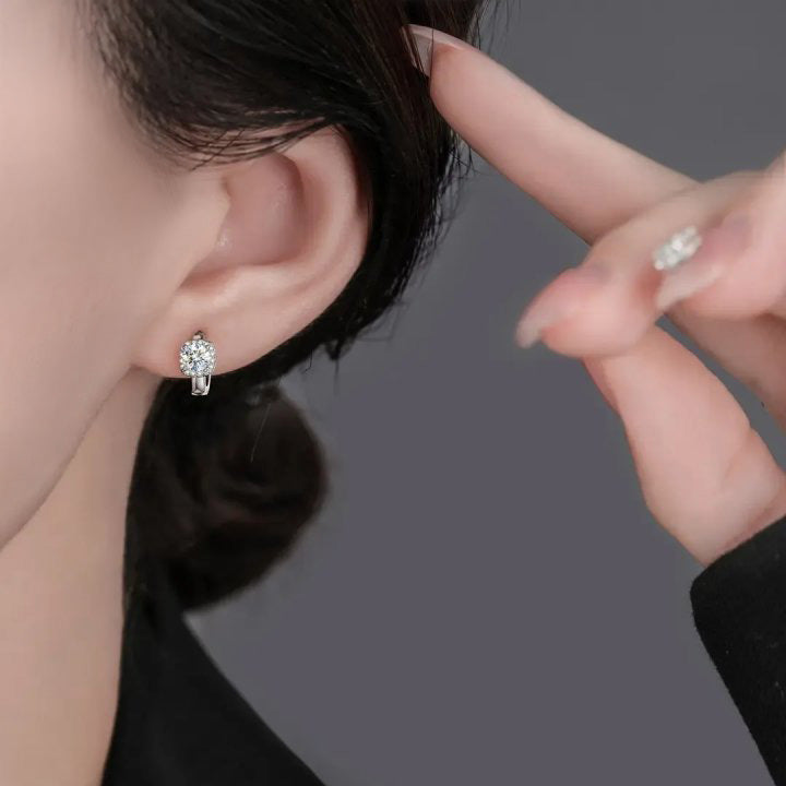 Nadine Aretes Cuadrados | Oro Blanco