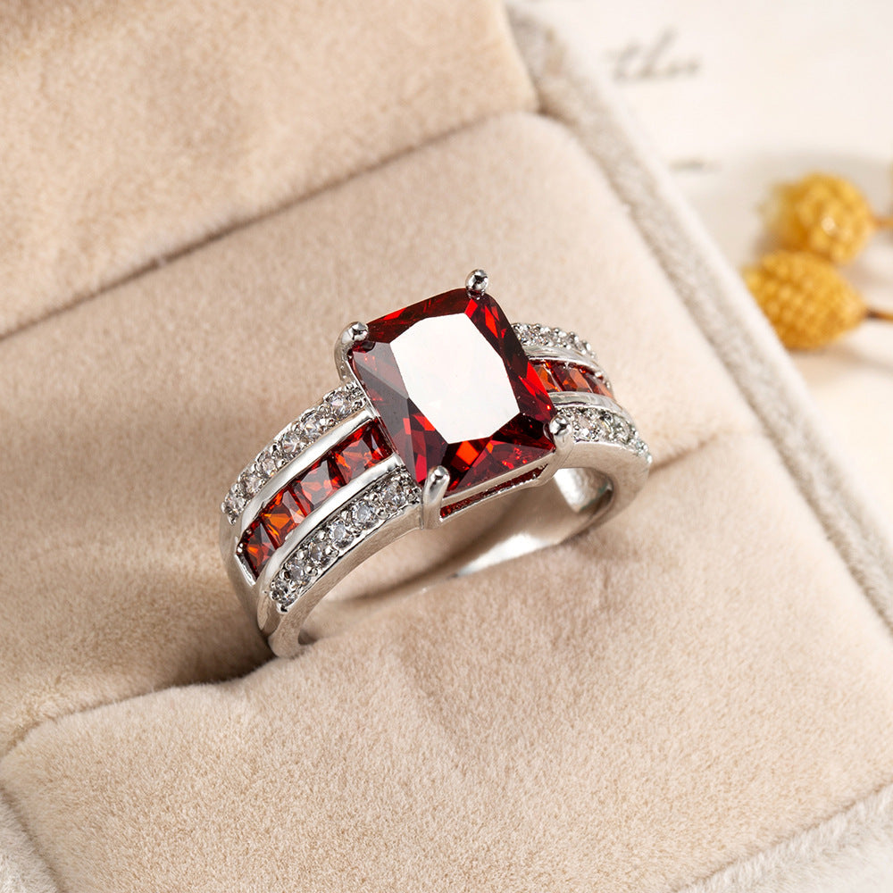 Kassira Redmont Anillo | Oro Blanco