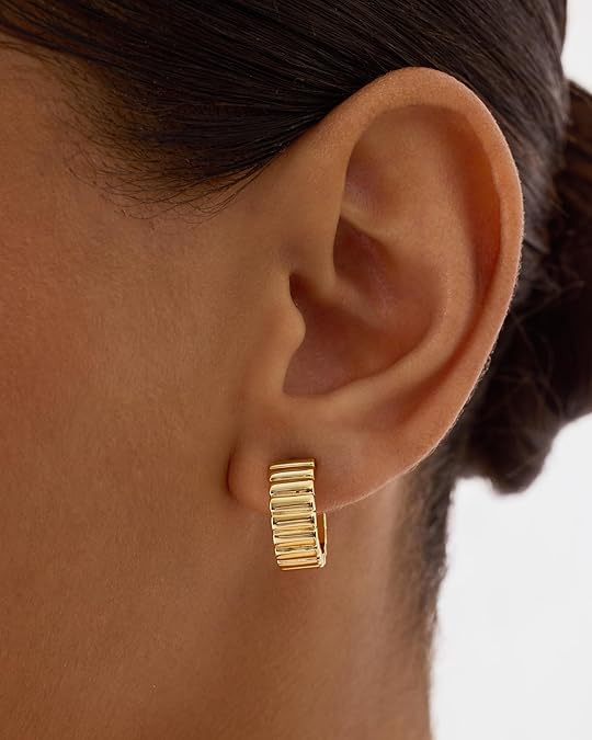 Aretes de Relieve Clásico | Oro