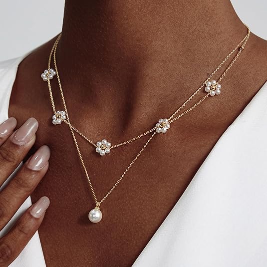 Collar en Capas de Perla Floral | Oro