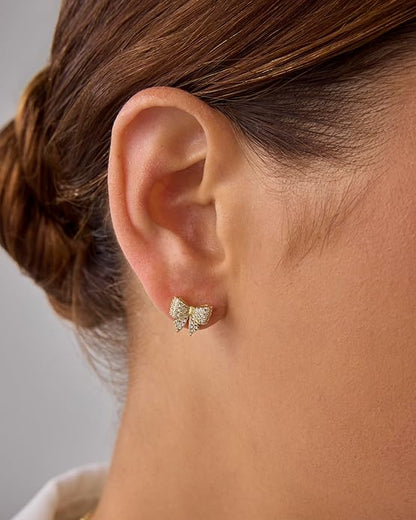 Aretes con Motivo de Moño | Oro