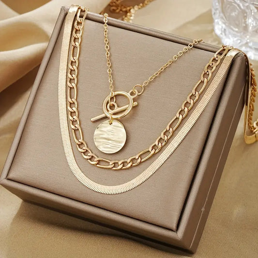 Savira Collar en Capas de Moneda Texturizada | Oro
