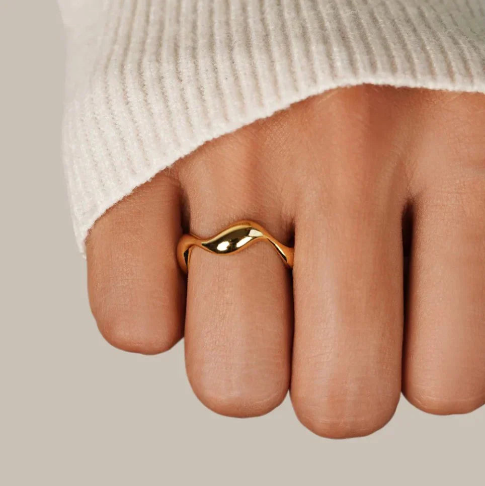 Elyra Anillo Flujo Suave | Oro