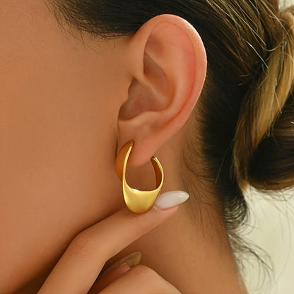 Aretes de Argolla Media Luna Esculpida | Oro