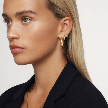Gia Aretes de Argolla Statement | Oro