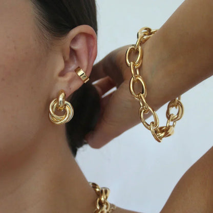 Aretes Entrelazados Statement | Oro