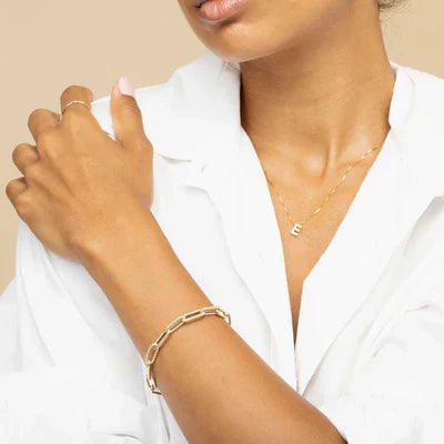 Collar con Inicial Love Letter | Oro Blanco