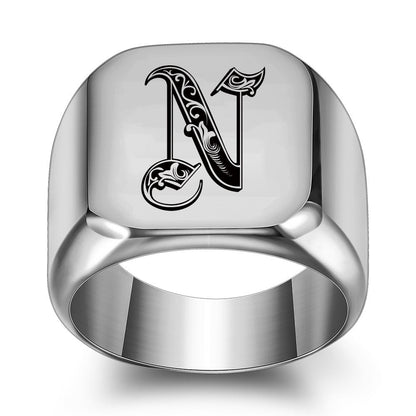 Anillo Clásico con Inicial Noble | Oro Blanco
