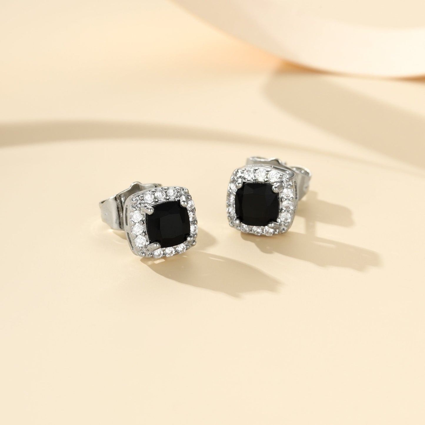 Pendientes Midnight Royale | Oro
