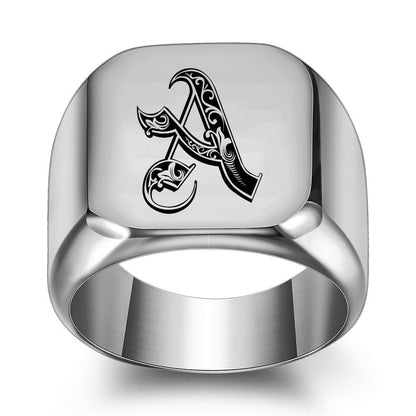 Anillo Clásico con Inicial Noble | Oro Blanco