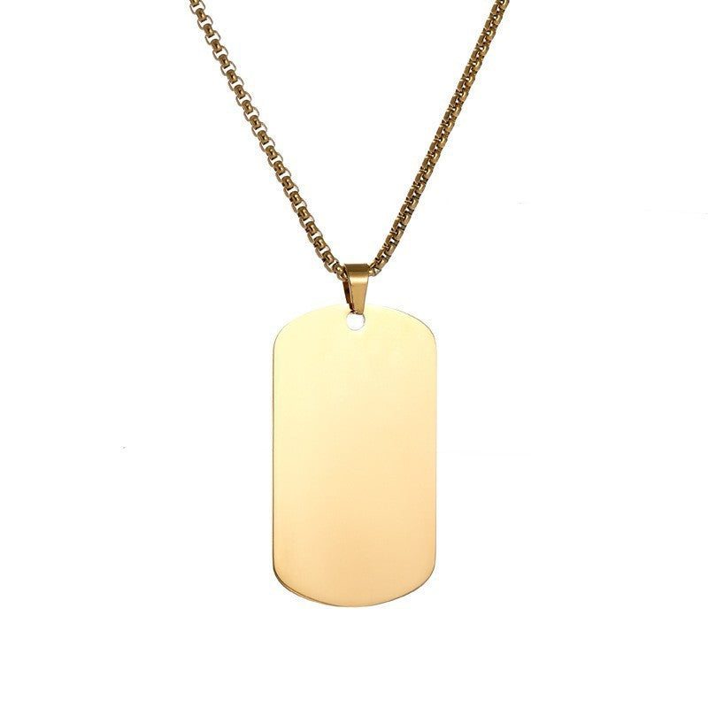 Collar Placa Essential | Oro