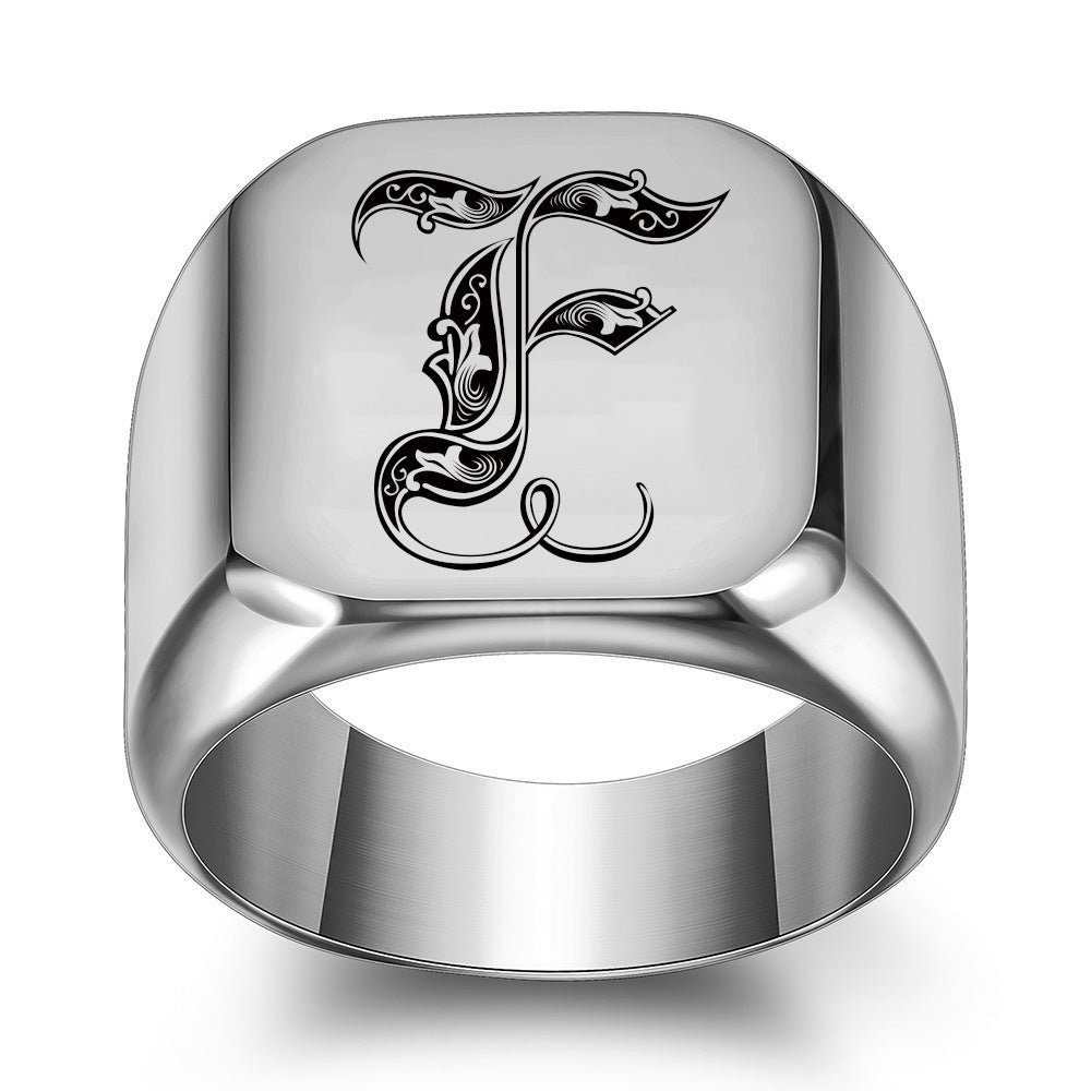 Anillo Clásico con Inicial Noble | Oro Blanco
