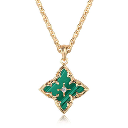 Collar con Dije de Trébol Café | Oro