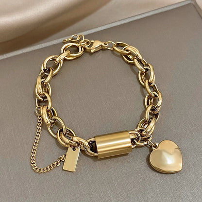 Pulsera Gruesa de Corazón | Oro Blanco