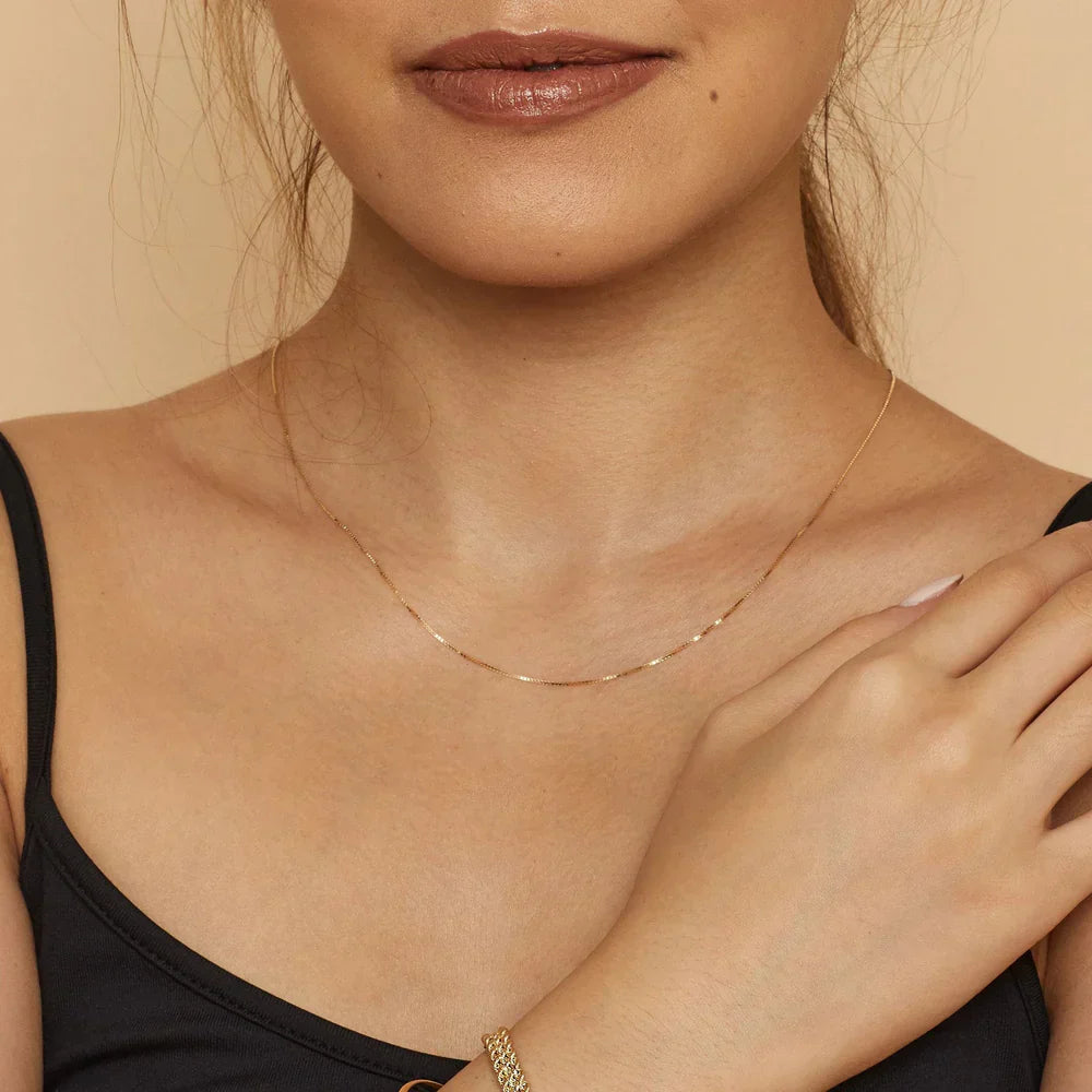 Bodega Collar Caja | Oro Blanco