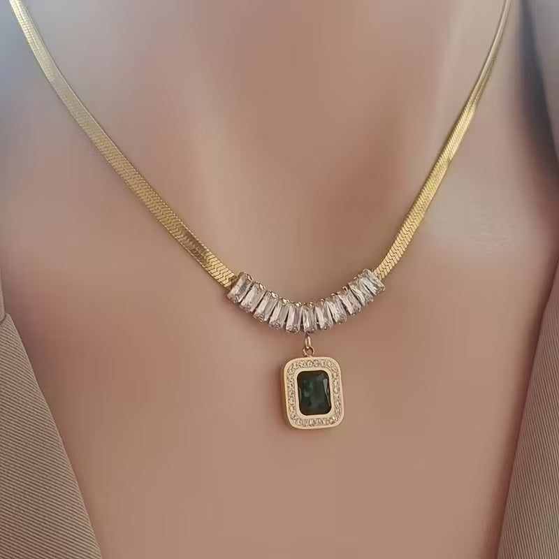 Regalia Prism Collar de Esmeralda | Oro