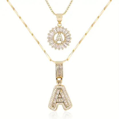 Set de Collar con Inicial Pavé | Oro