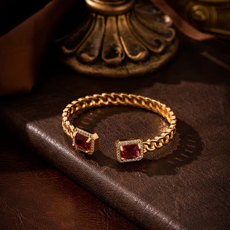 Veloria Pulsera Abierta de Rubí | Oro
