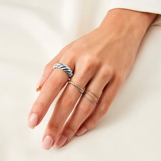 Croissant Anillo | Oro Blanco