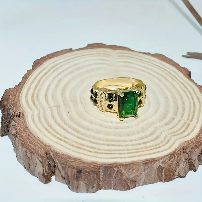 Averine Virdara Anillo | Oro