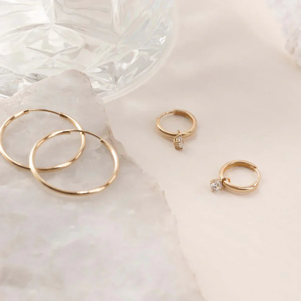 Larmes de Lune Aretes de Argolla con Piedra | Oro