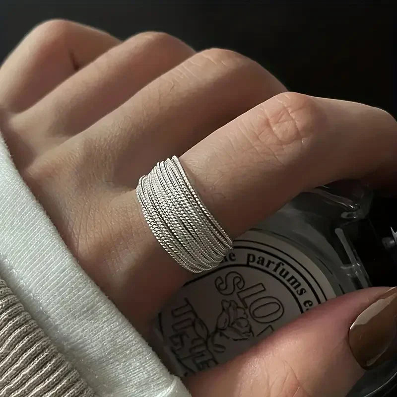 Moonveil Anillo en Capas | Oro Blanco